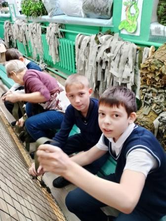 "Для СВОих".